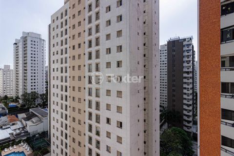 Image 12 - 931008