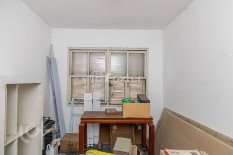 Image 5 - 931010