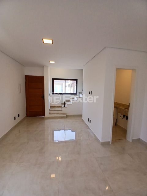 Image 3 - 931028