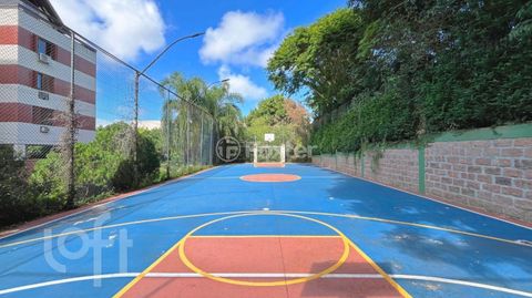 Image 19 - 931039