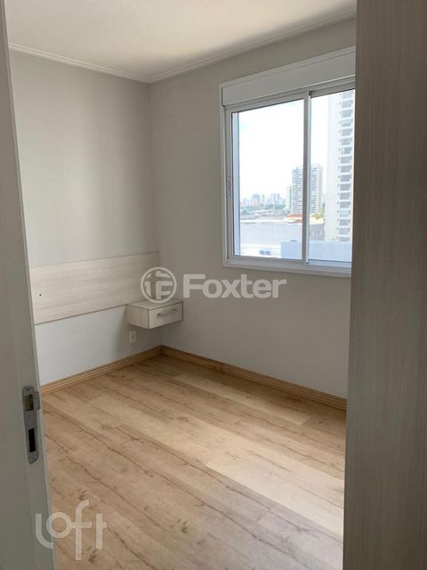 Image 7 - 931053