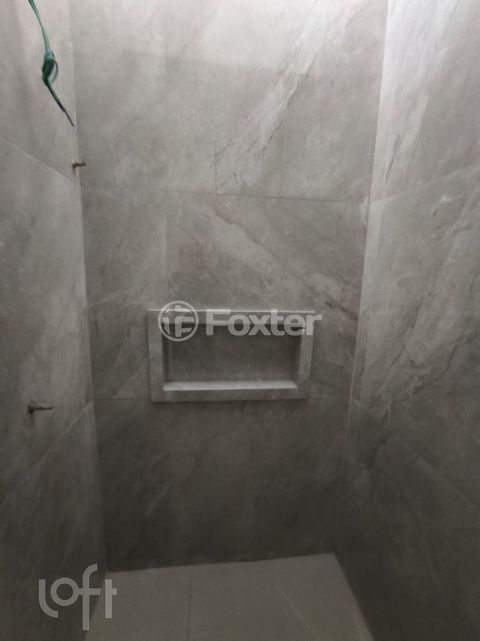 Image 9 - 931068