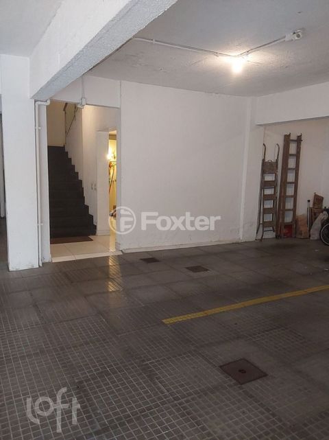 Image 3 - 931092