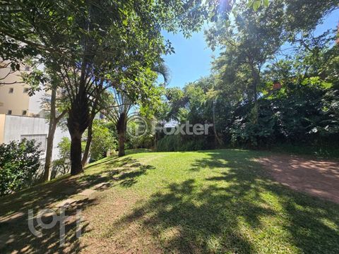 Image 3 - 931100