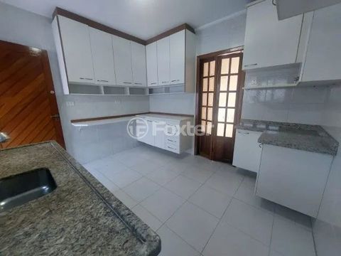 Image 3 - 931105