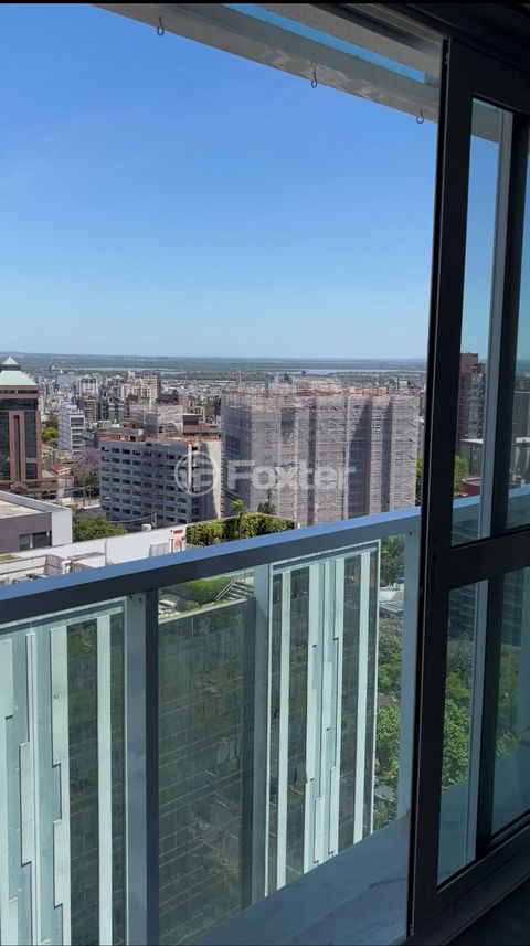 Image 6 - 931106