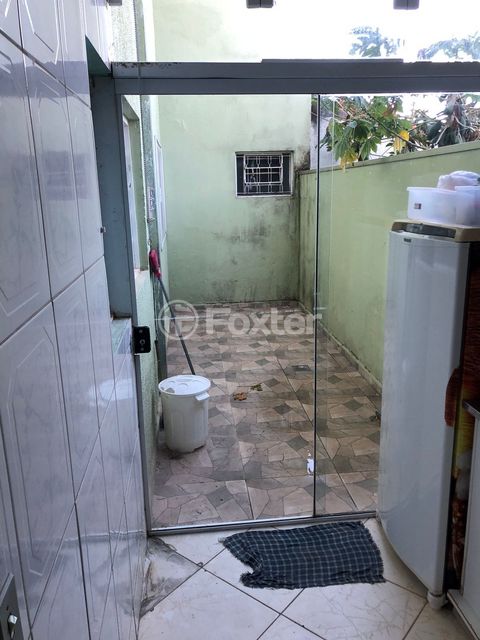 Image 8 - 931186