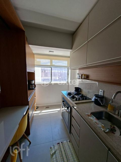 Image 6 - 931219