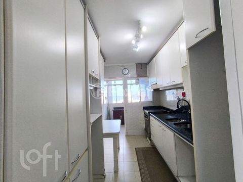 Image 4 - 931348