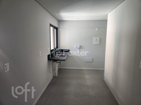 Image 3 - 931358