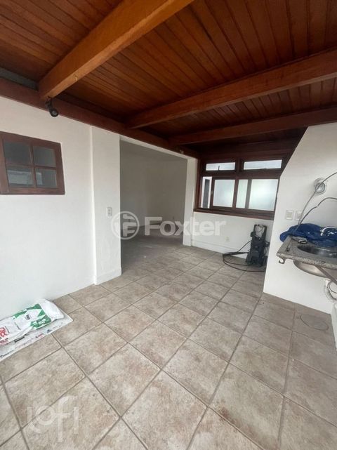 Image 4 - 931364