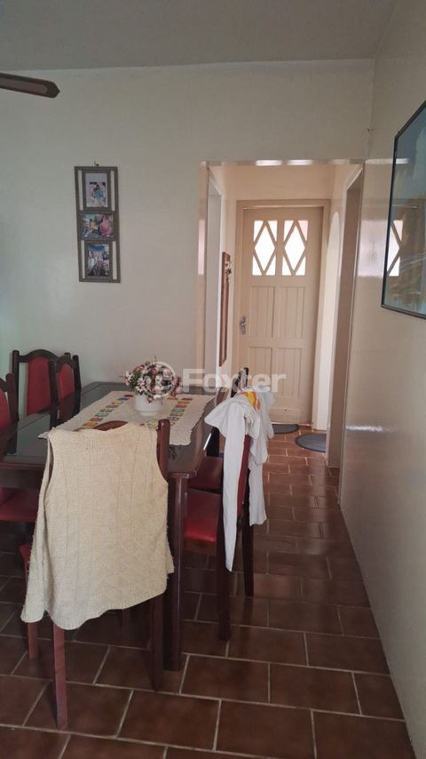 Image 4 - 931420