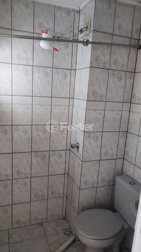 Image 8 - 931458