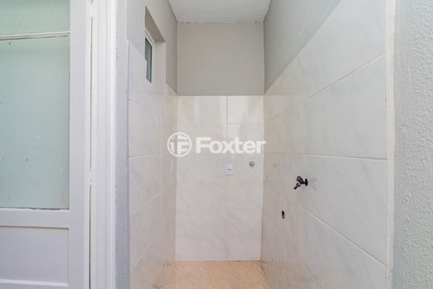 Image 8 - 931490