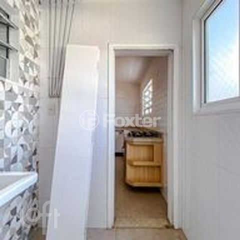 Image 6 - 931519