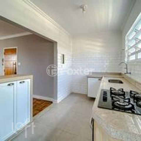 Image 4 - 931519