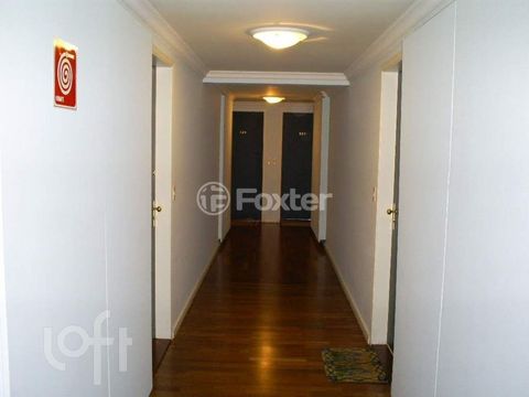 Image 7 - 931527