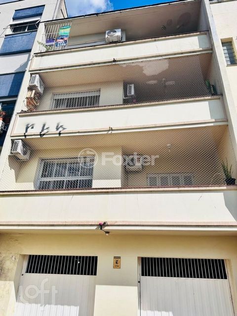 Image 7 - 931550