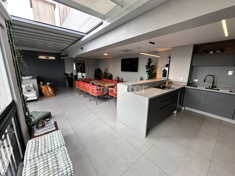Image 4 - 931560
