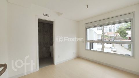 Image 8 - 931564