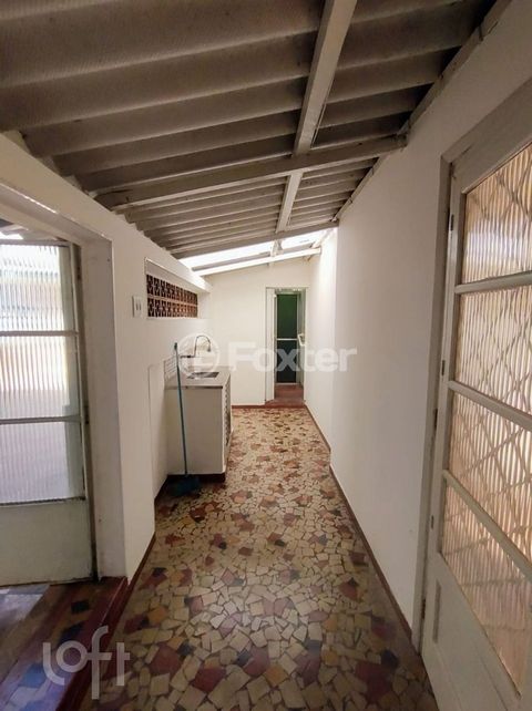 Image 6 - 931577