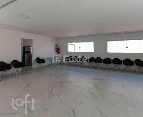 Image 4 - 931585