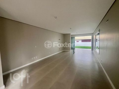 Image 3 - 931598