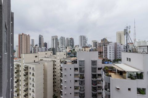 Image 3 - 931613