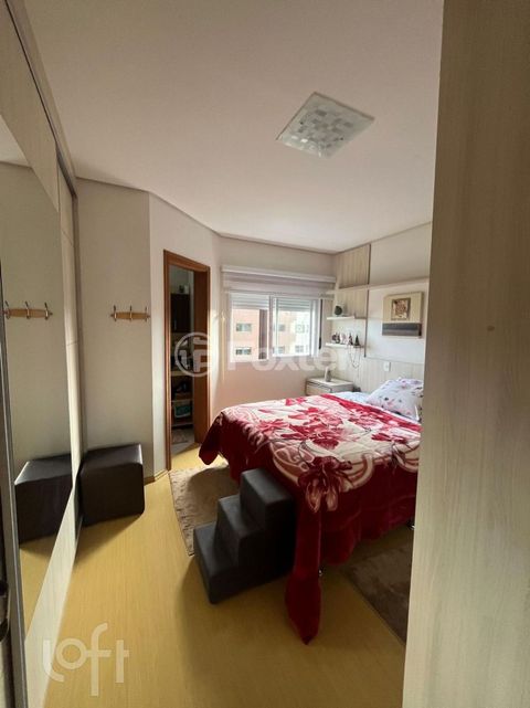 Image 7 - 931630