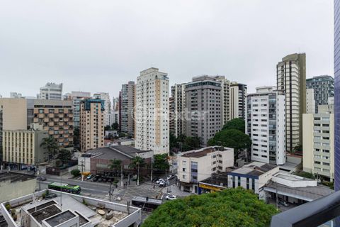 Image 4 - 931661