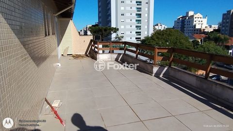 Image 8 - 931790