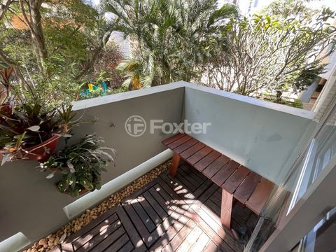 Image 3 - 931826