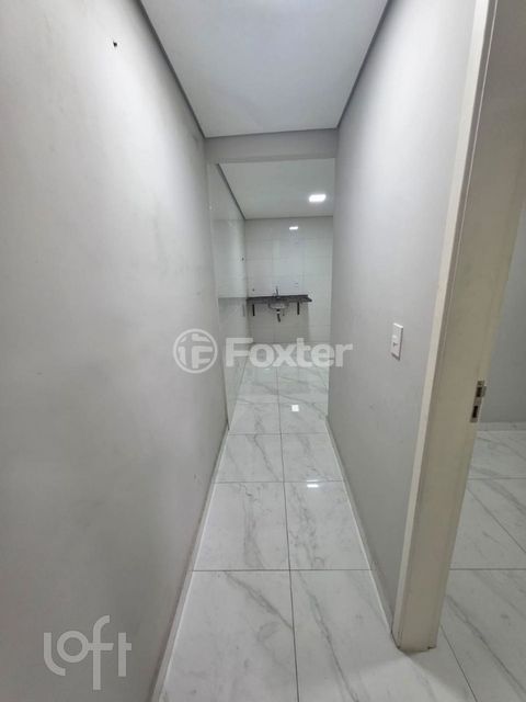 Image 2 - 931850