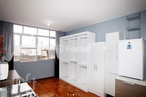 Image 6 - 931859