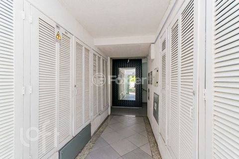 Image 19 - 931868