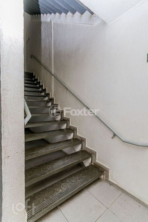Image 17 - 931868