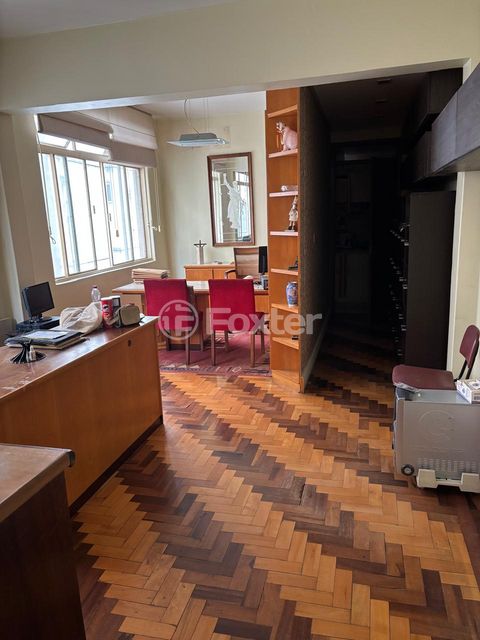 Image 7 - 931871