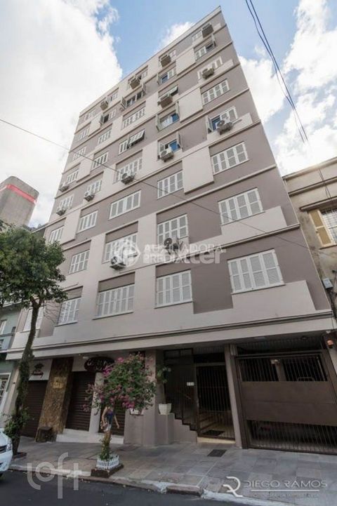 Image 4 - 931872