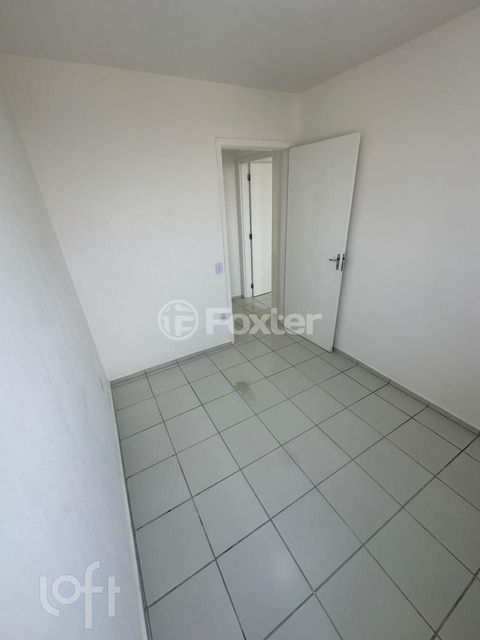 Image 7 - 931907