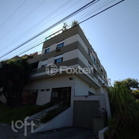 Image 7 - 931922