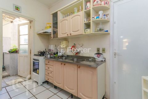 Image 5 - 931924