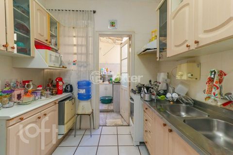Image 6 - 931924