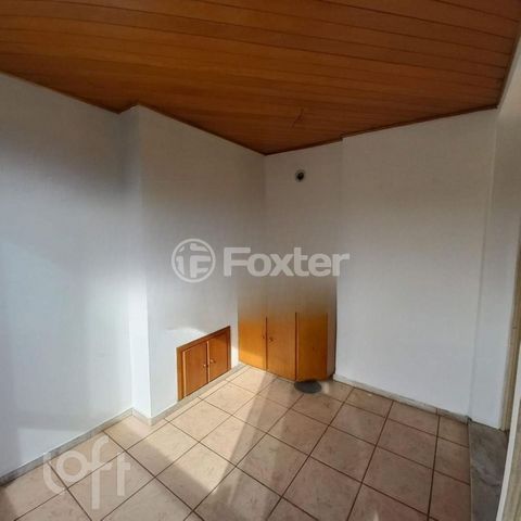 Image 4 - 931955