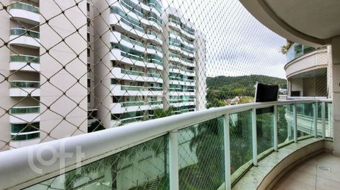 Image 9 - 931964