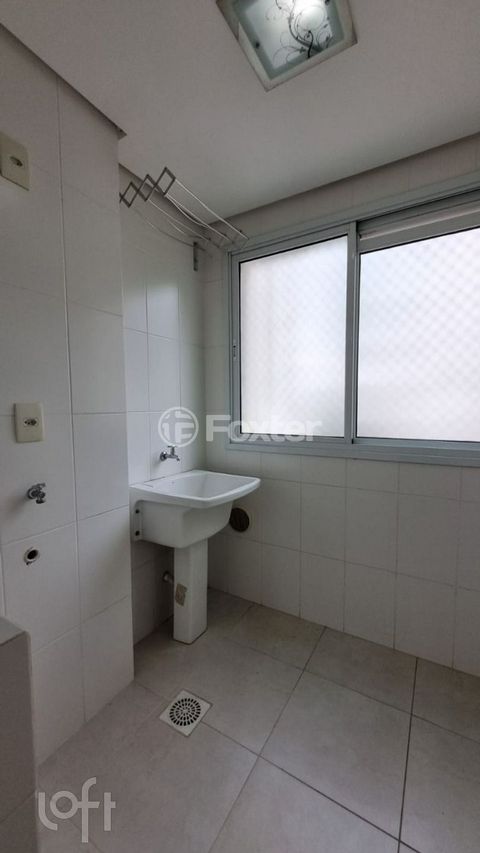 Image 7 - 931964