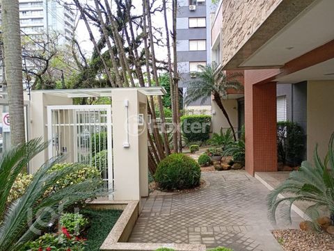 Image 6 - 932147