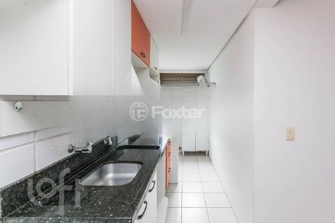 Image 4 - 932150