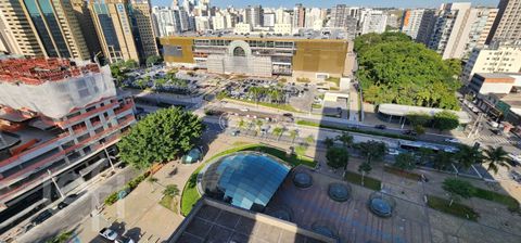 Image 6 - 932187