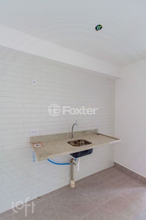 Image 3 - 932212