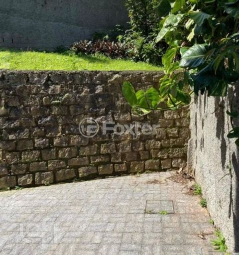 Image 14 - 932257